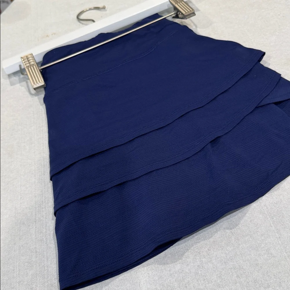 Athleta Girl Junior's Swing Skort in Navy Blue - Juniors XL
